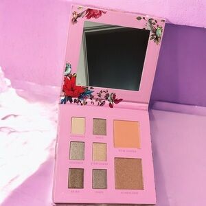 JULEP Flights of Fancy Equine Eye & Cheek Pallete